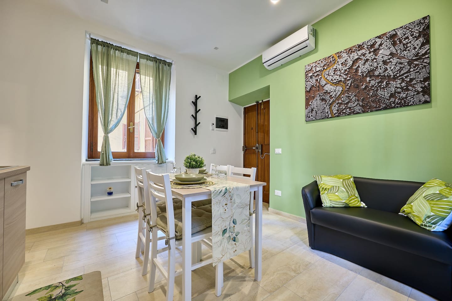 SweetGarden Trastevere: appartamento ristrutturato con terrazza. — Trastevere, Roma
